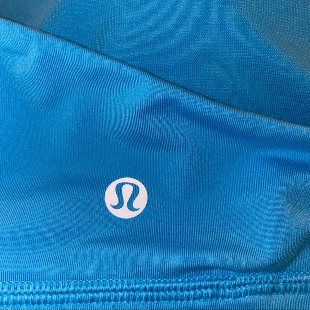 LIKE NEW Lululemon Energy Bra *medium support, B-D cup - Kayak Blue Light - Picture 5 of 6